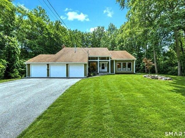 4 bedroom, Trumbull CT 06611 105495919