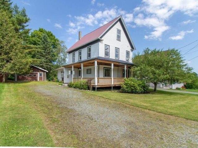 4 bedroom, Troy VT 05859 104808144