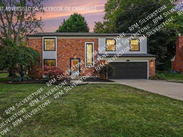 4 bedroom, Troy MI 48084 105212315