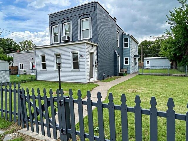 4 bedroom, Troy NY 12182 105319939