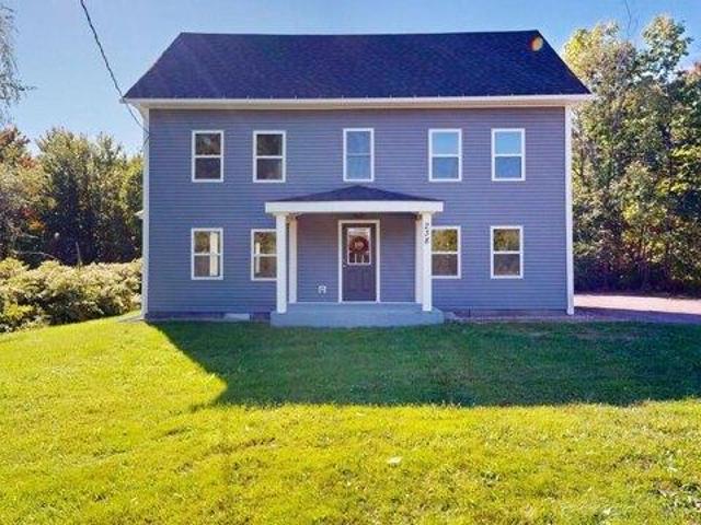 4 bedroom, Turner ME 04282 105589153