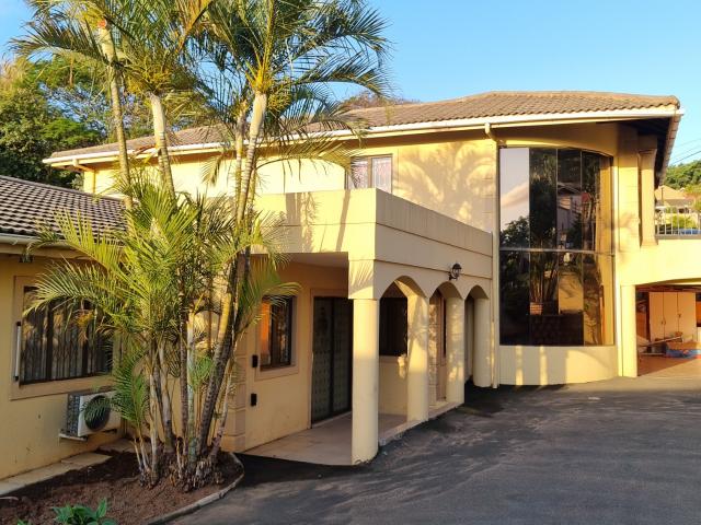 4 Bedroom Unfurnished House Sunningdale