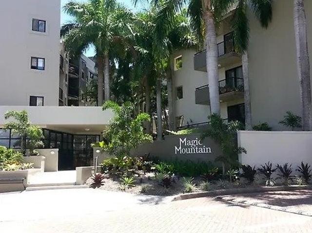 4 Bedroom Unit With Hinterland Views