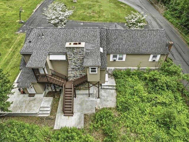 4 bedroom, Upton MA 01568 105141141