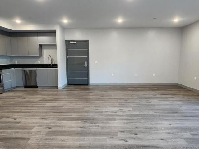 4 bedroom, Van Nuys CA 91405 104970526