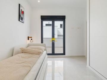 4 BEDROOM VILLA FOR RENT IN POLOP ALICANTE