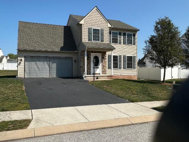 4 bedroom, York PA 17404 105921141