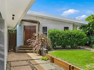 4 Bedroom House Zilzie QLD 101672504