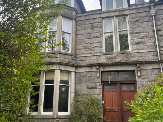 4 bedroomed double upper apartment