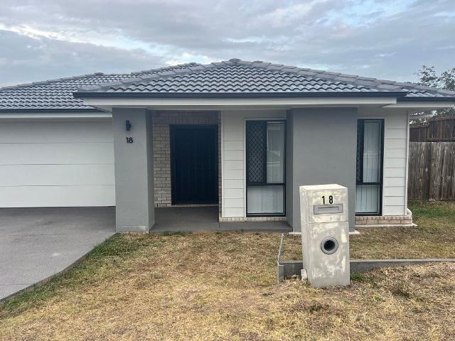4 Bedrooms Modern & Brand new Home near Woolies