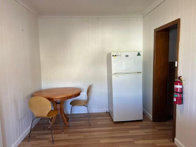 4 bedrooms available student accommodation!