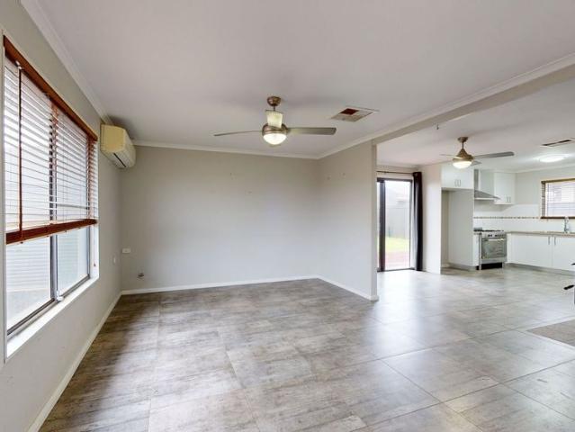 4 bedrooms and a shed in a quiet cul de sac
