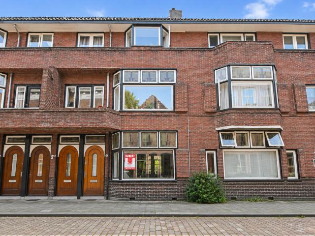 4 bedrooms Appartement Surface Area: 100m2