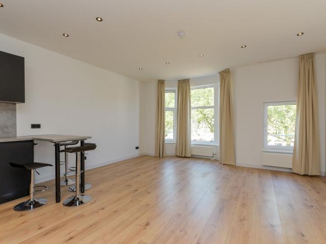 4 bedrooms Appartement Surface Area: 100m2