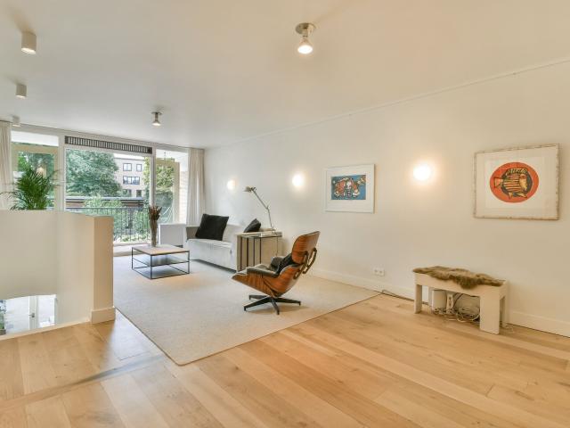 4 bedrooms Appartement Surface Area: 110m2