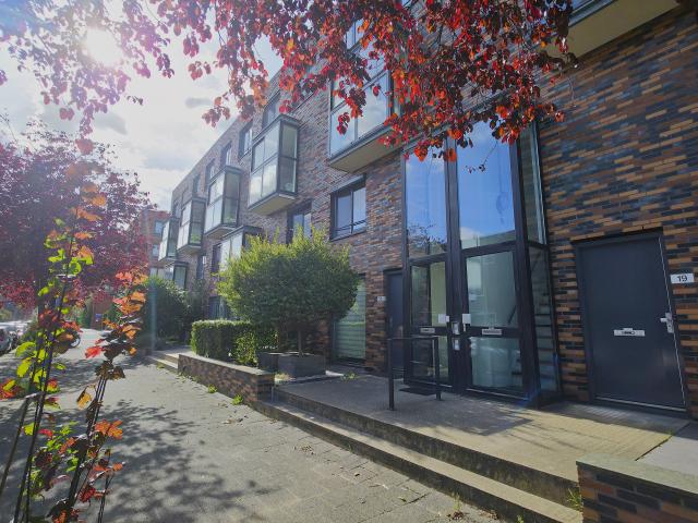 4 bedrooms Appartement Surface Area: 115m2