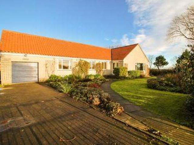4 Bedrooms Bungalow for rent in Athelstaneford, North Berwick EH39