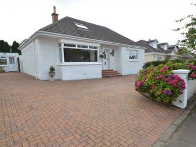 4 Bedrooms Bungalow for sale in Glassford Road, Strathaven ML10