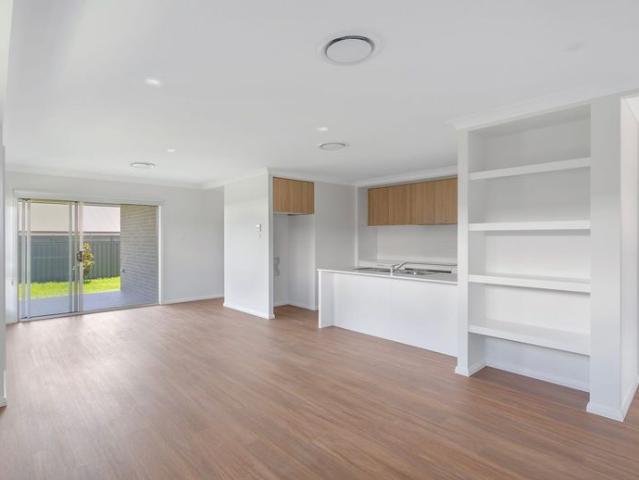4 bedrooms, Ducted Air Con, Alfresco, Garage