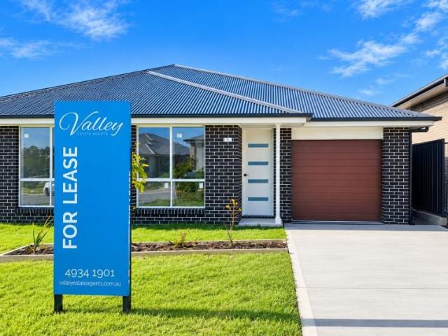 4 Bedrooms, Ducted Air Conditioning & Large Fenced Yard