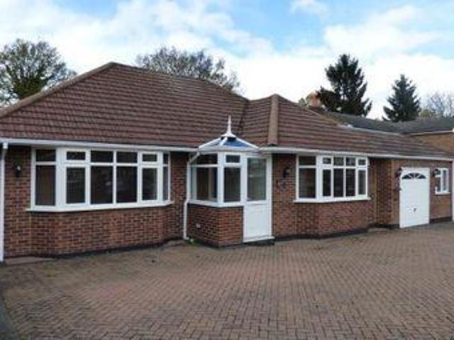 4 Bedrooms Detached bungalow for rent in Grange Road, Purflete RM15