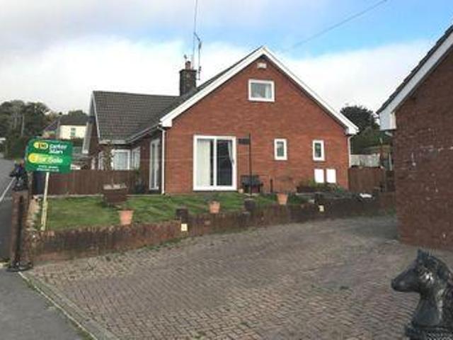 4 Bedrooms Detached bungalow for sale in Castlewood, Talywain, Pontypool NP4