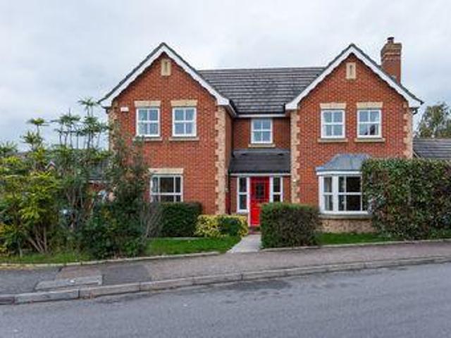 4 Bedrooms Detached house for rent in Northweald Lane, Kingston Upon Thames KT2