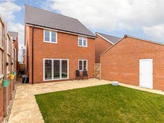 4 Bedrooms Detached house for rent in Clover Avenue, Malton YO17