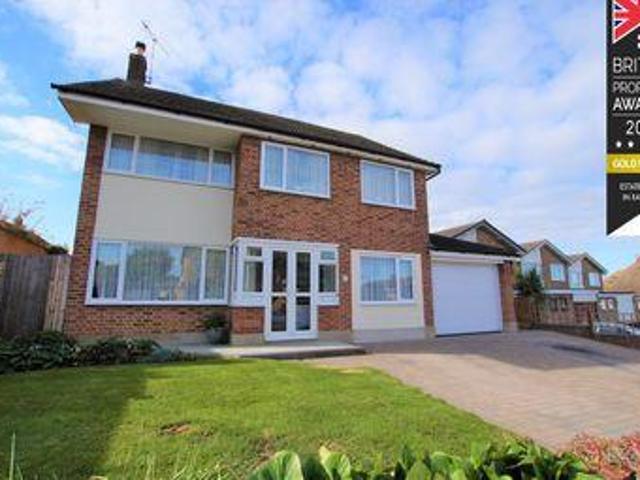 4 Bedrooms Detached house for rent in Eastview Drive, Rayleigh SS6