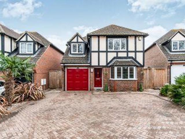 4 Bedrooms Detached house for rent in Summerley Close, Rustington, Littlehampton BN16
