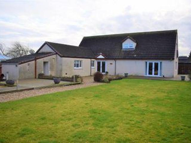 4 Bedrooms Detached house for sale in Manse Road, Stonehouse, Larkhall ML9