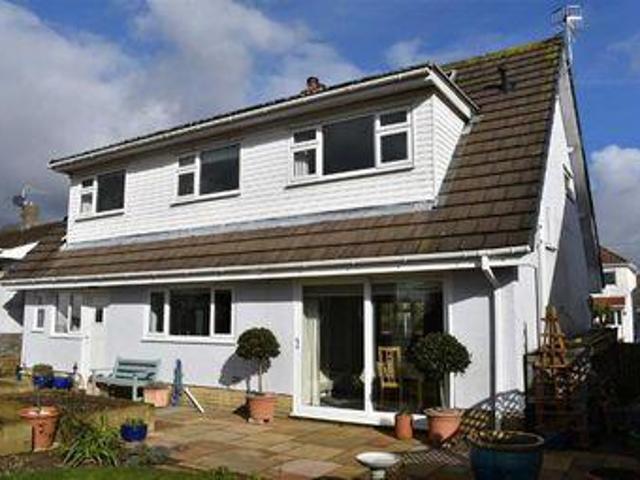 4 Bedrooms Detached house for sale in Manselfield Road, Murton, Swansea SA3