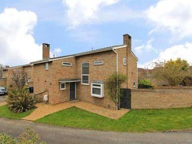4 Bedrooms Detached house for sale in Barham Court, Melbourn, Royston, Cambridgeshire SG8