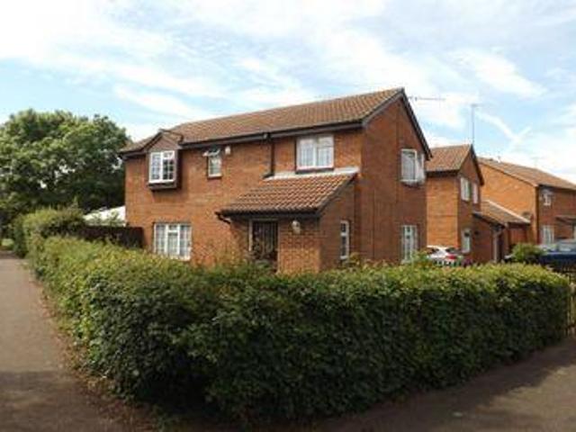 4 Bedrooms Detached house for sale in Bridgeman Drive, Houghton Regis, Dunstable LU5