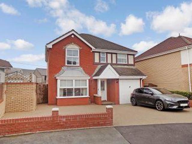 4 Bedrooms Detached house for sale in Cae Glas, Cwmavon, Port Talbot, Neath Port Talbot. SA12