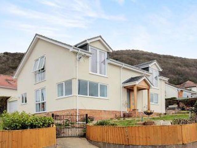 4 Bedrooms Detached house for sale in Cambrian Drive, Prestatyn LL19