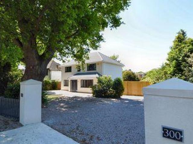 4 Bedrooms Detached house for sale in Canterbury Road, Herne Bay CT6