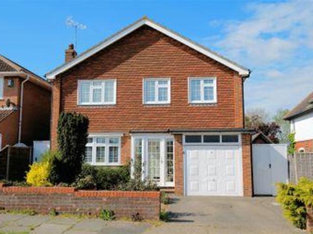 4 Bedrooms Detached house for sale in Columbia Avenue, Seasalter, Whitstable CT5