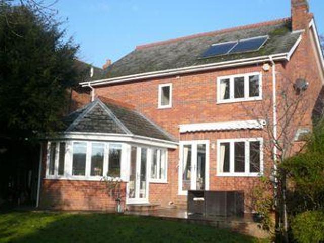 4 Bedrooms Detached house for sale in Deanfield Avenue, Henley On Thames RG9