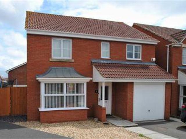 4 Bedrooms Detached house for sale in Earls Close, Bridgwater TA6