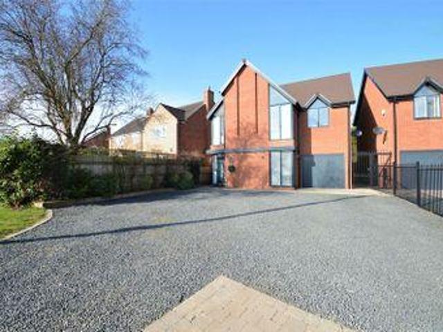 4 Bedrooms Detached house for sale in Haye Lane, Mappleborough Green, Studley B80