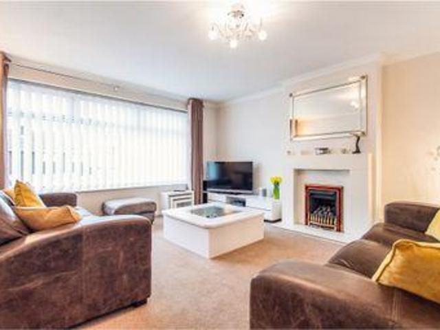 4 Bedrooms Detached house for sale in Heath Avenue, Penarth CF64