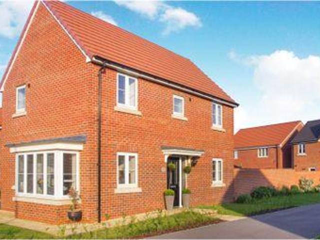 4 Bedrooms Detached house for sale in Honeysuckle Way, Thirsk YO7