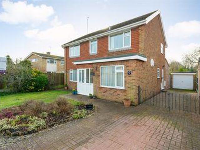 4 Bedrooms Detached house for sale in Laxton Way, Chestfield, Whitstable, Kent CT5