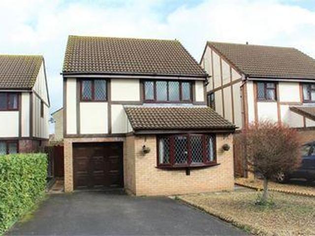 4 Bedrooms Detached house for sale in Llewellyn Way, Worle, Weston Super Mare, North Somerset. BS22