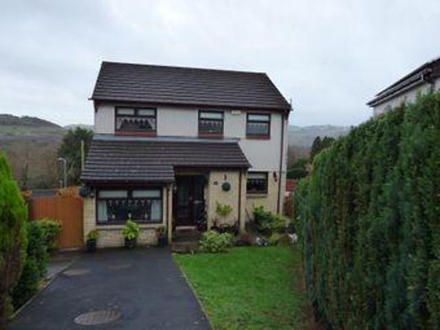 4 Bedrooms Detached house for sale in Llwyn Y Bryn, Skewen, Neath. SA10