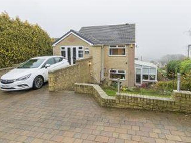 4 Bedrooms Detached house for sale in Shakespeare Crescent, Dronfield S18