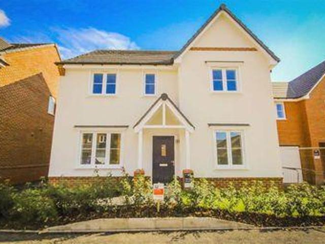 4 Bedrooms Detached house for sale in Sheepfold Crescent, Barrow, Lancashire BB7
