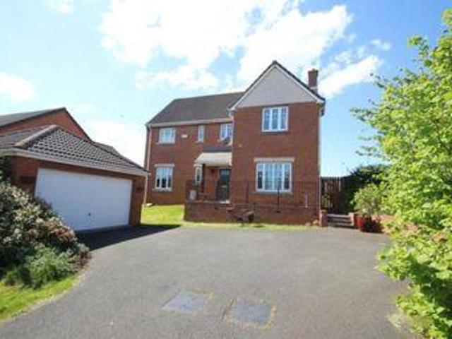 4 Bedrooms Detached house for sale in Sherwood Road, Glenboig, Coatbridge, North Lanarkshire ML5