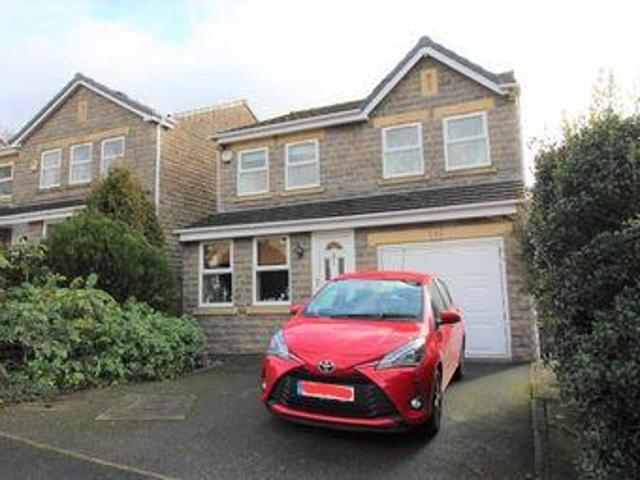4 Bedrooms Detached house for sale in Tavern Road, Hadfield, Glossop SK13